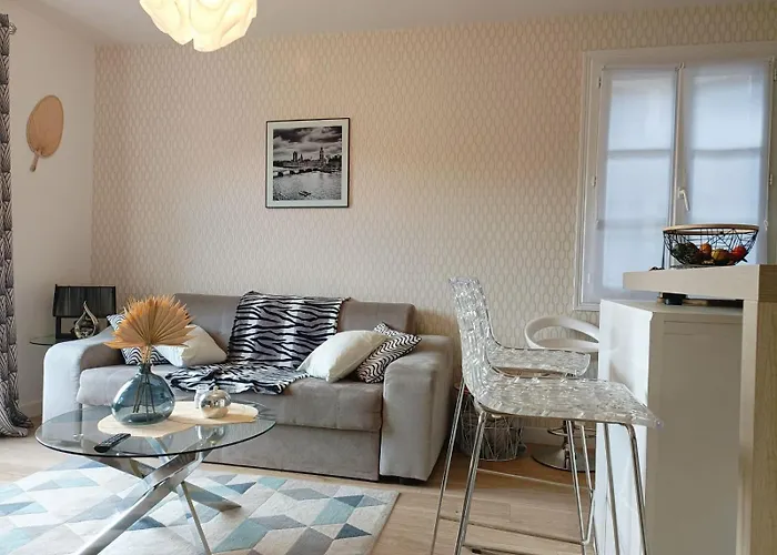 Appartement Design Avec Piscine